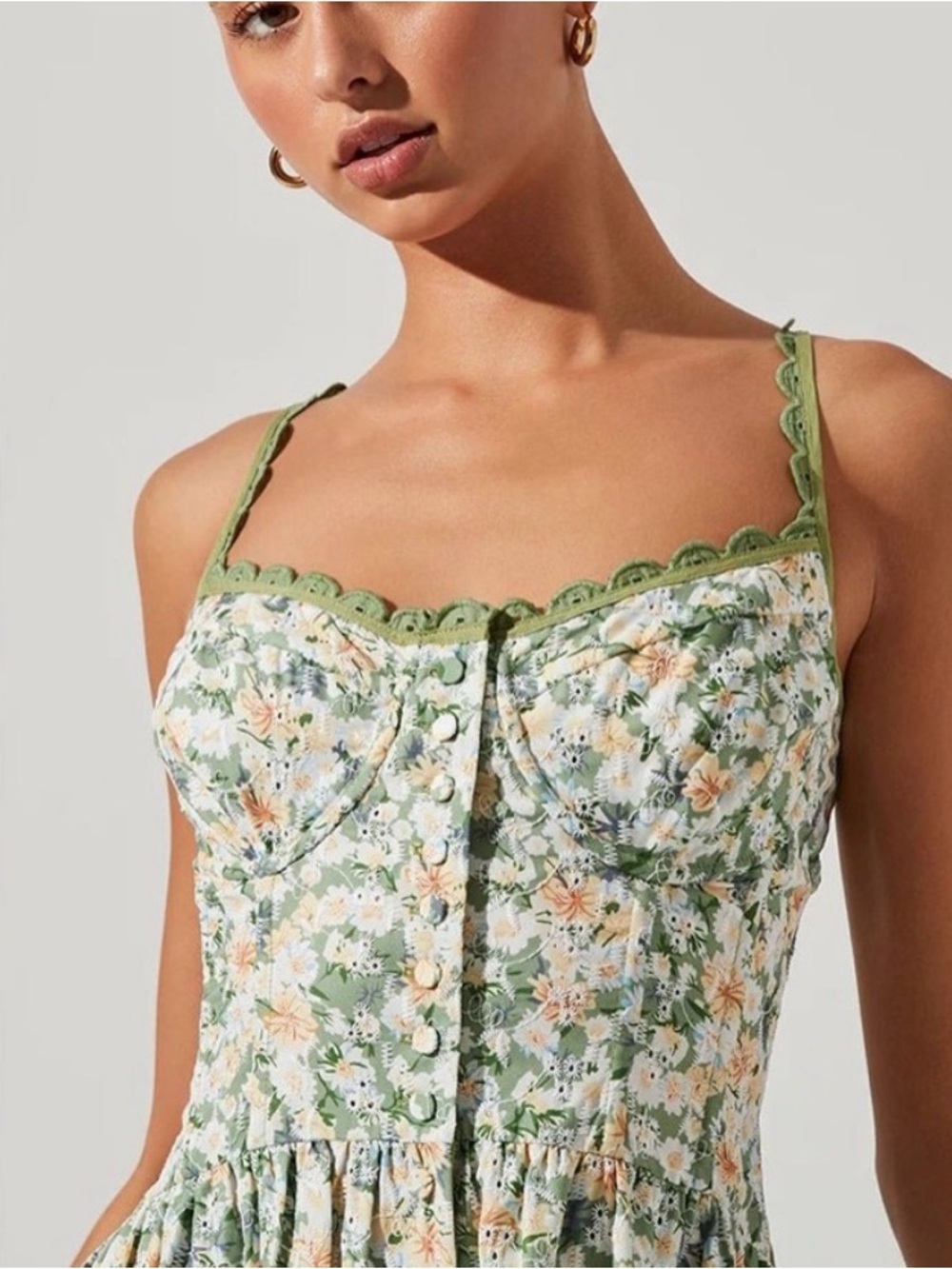 ASTR Green Floral Tiered Midi Dress with Button Front - Picture 2 of 6